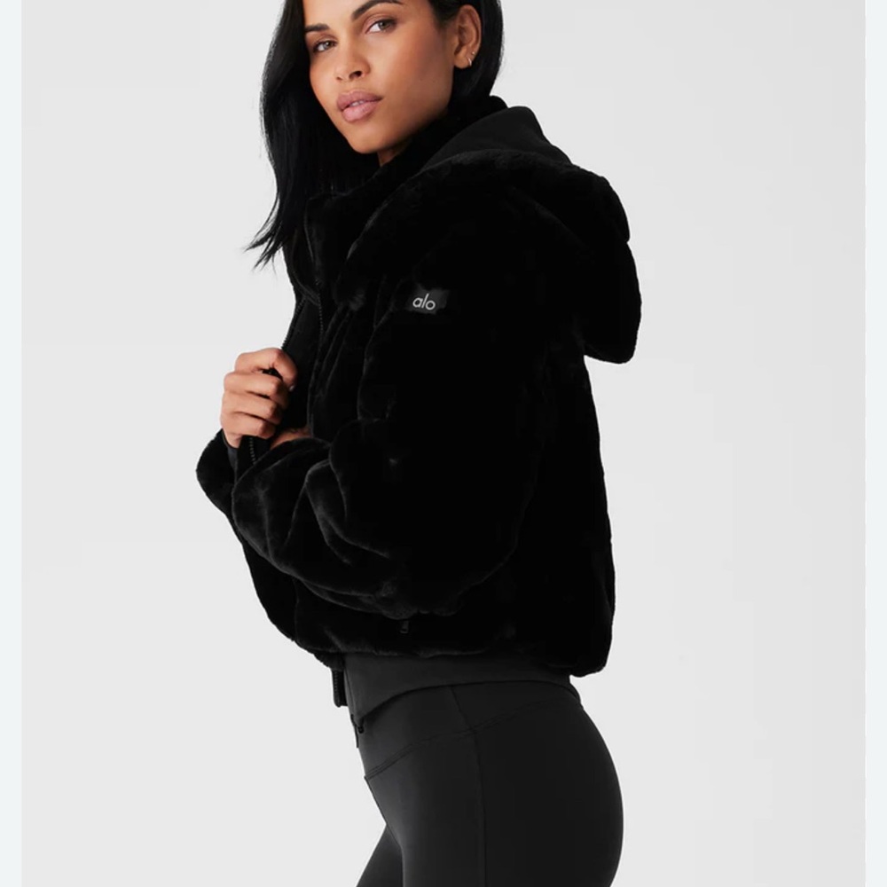 ALO Yoga Women's Black Foxy Jacket